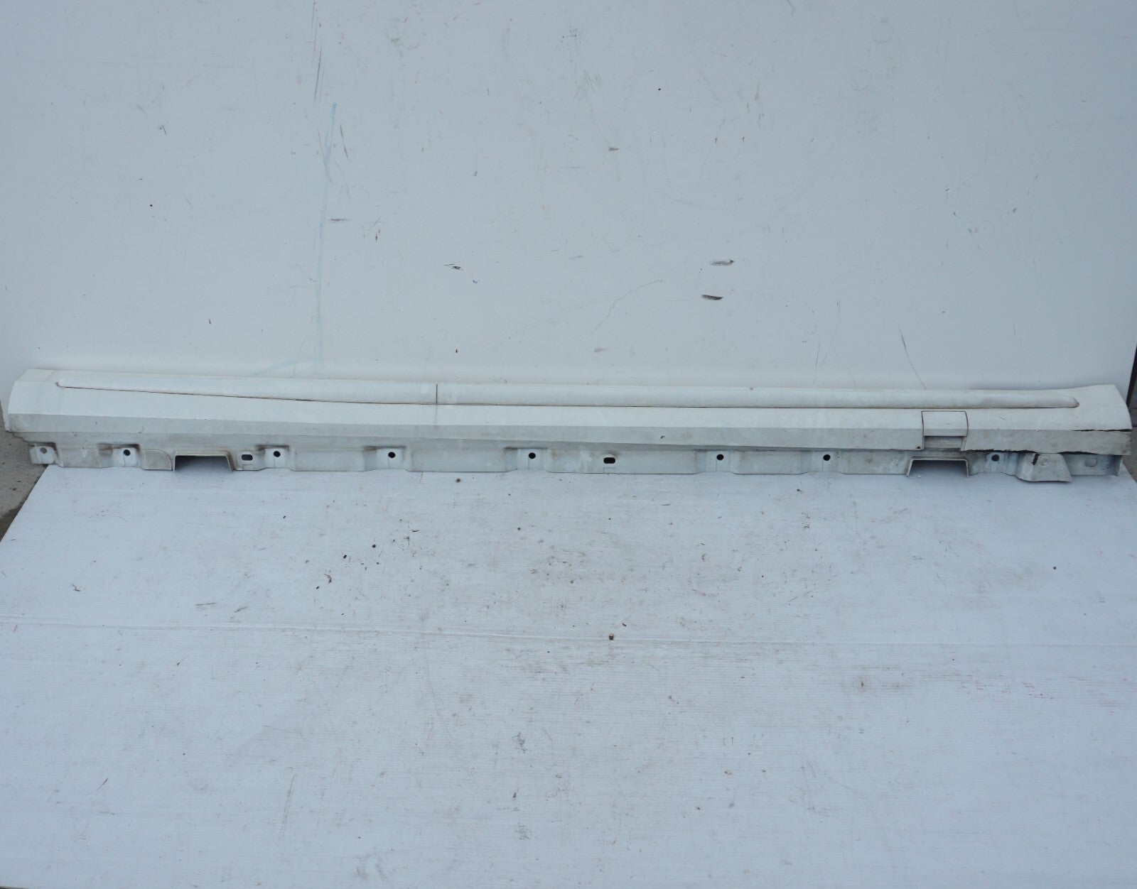 14 - 17 Mercedes S550 W222 Right Passenger Side Rocker Panel Skirt Molding OEM