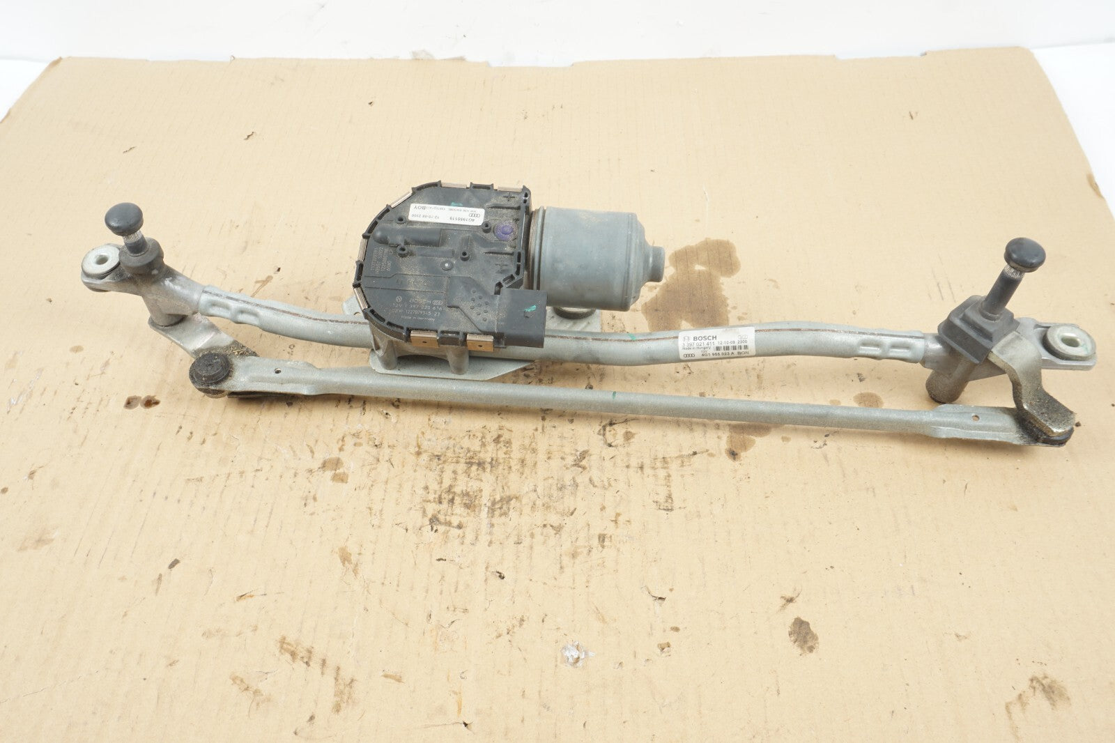 2012 - 2017 AUDI A7 A6 WINDSHIELD WIPER MOTOR & LINKAGE TRANSMISSION OEM
