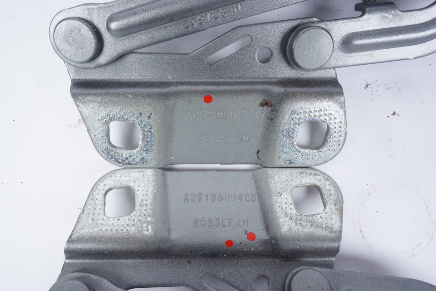 07-16 Mercedes Benz ML350 GL450 Left/Right Front Hood Bonnet Bracket Pair OEM