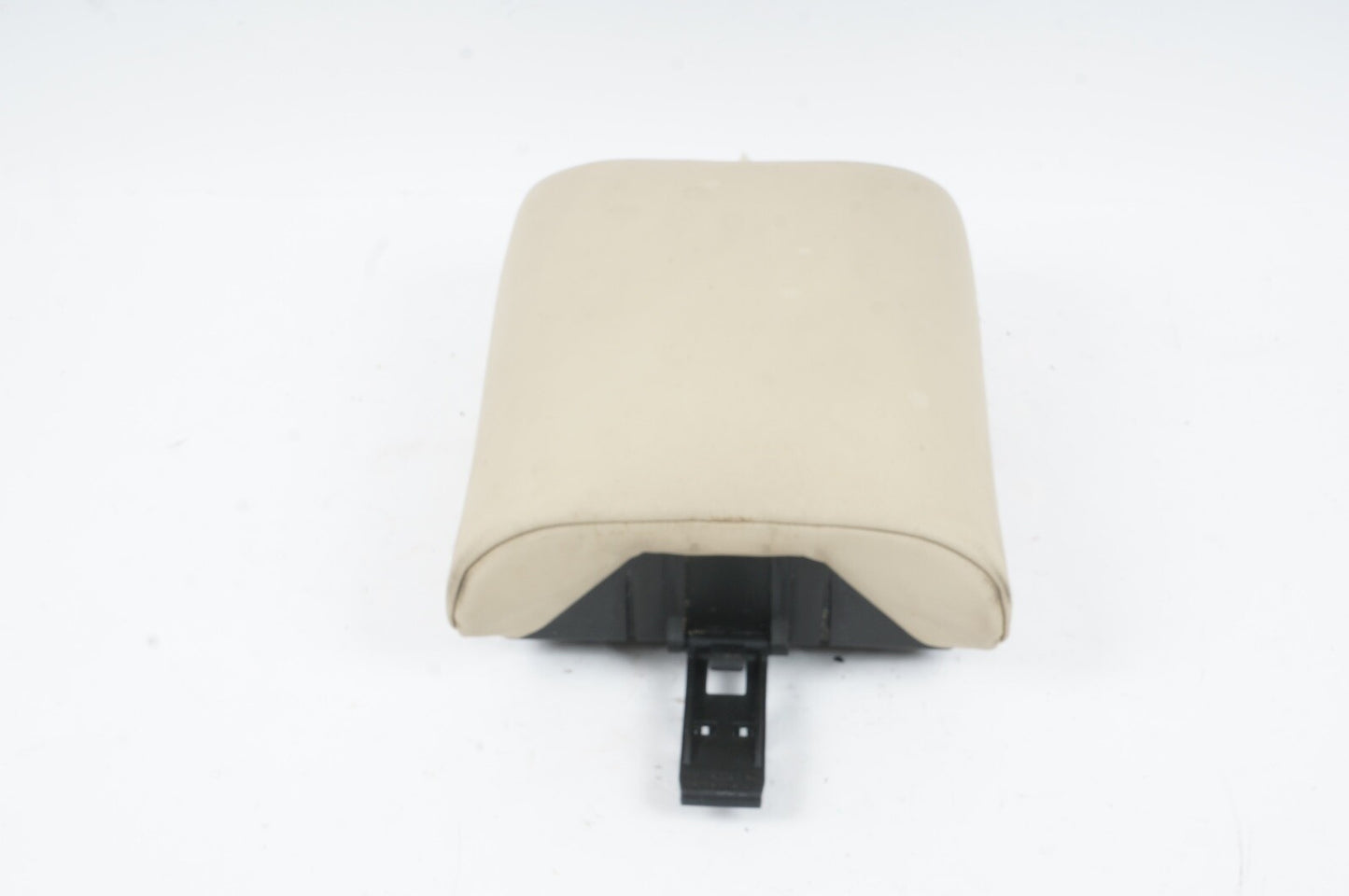 2006 - 2010 BMW 650I 4.8L - REAR SEAT Armrest Cover 9137393
