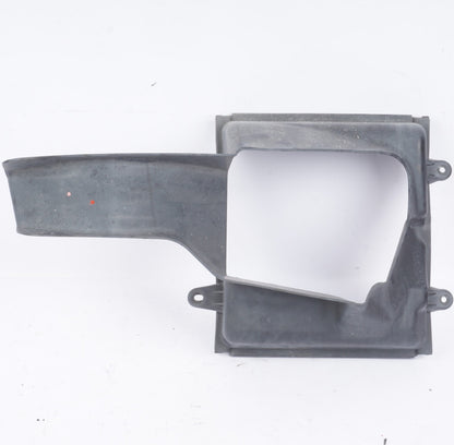 2014-2019 MASERATI GHIBLI FRONT RIGHT PASS SIDE INTERCOOLER AIR DUCT GUIDE OEM