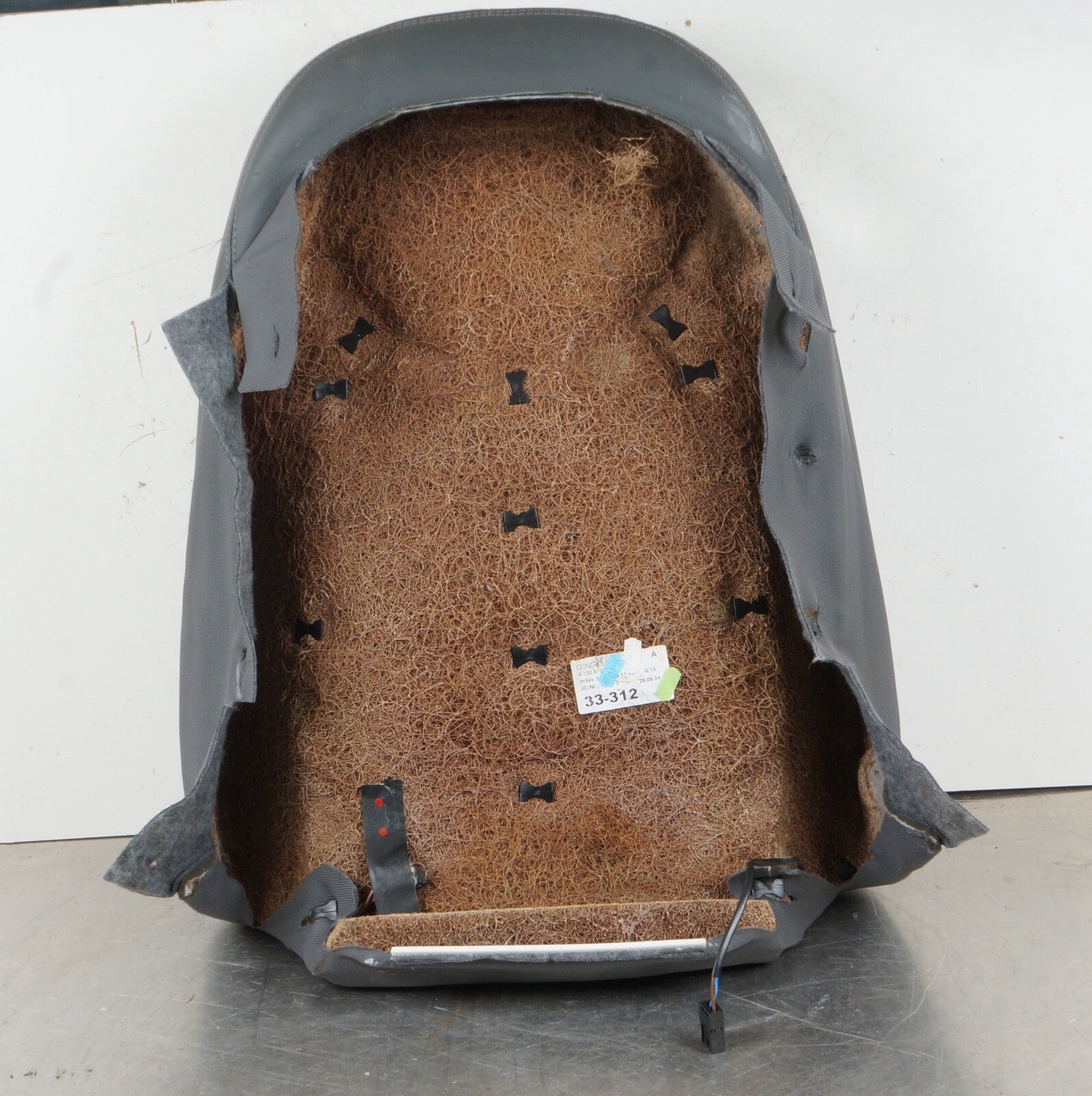 03-06 R230 MERCEDES SL500 FRONT PASSENGER RIGHT SEAT UPPER LEATHER