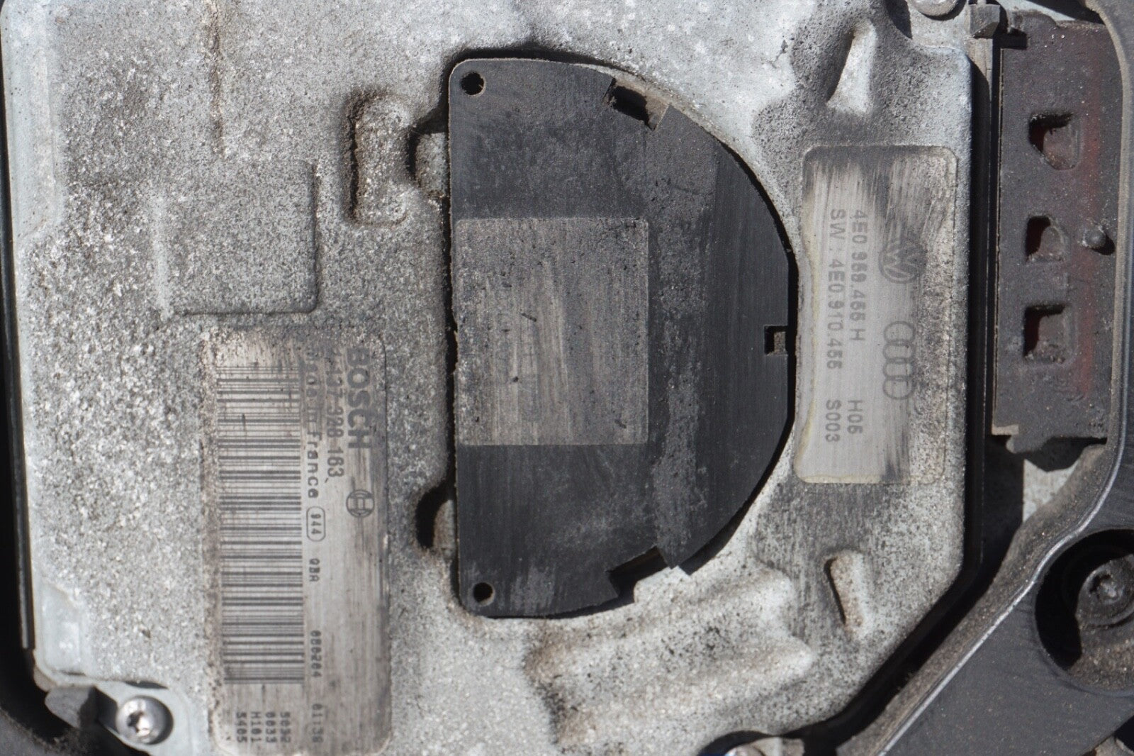 2004 - 2010 AUDI A8L A8 L QUATTRO 4.2L ENGINE COOLING FAN OEM
