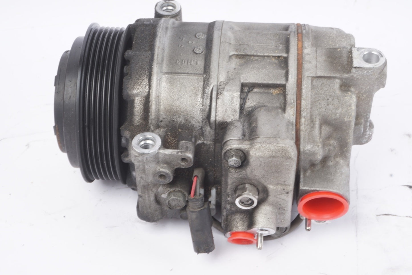 11-14  Mercedes W221 S550 CL550 A/C Air Conditioning Compressor 0022306211 OEM
