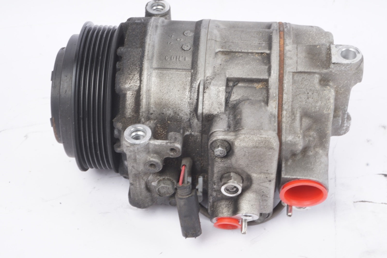 11-14  Mercedes W221 S550 CL550 A/C Air Conditioning Compressor 0022306211 OEM