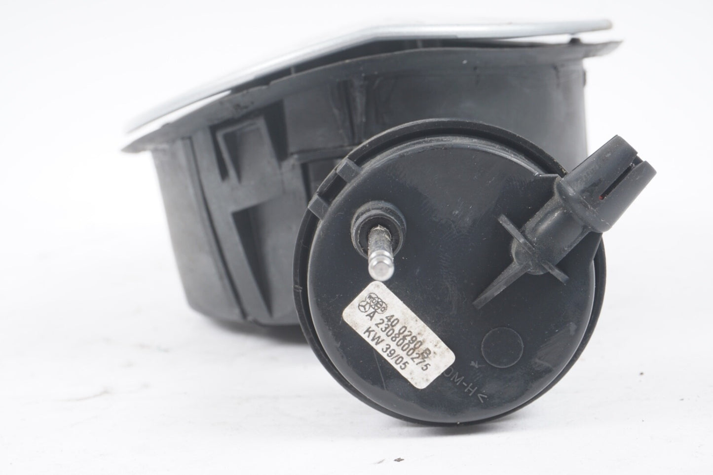 03-12 Mercedes R230 SL500 SL55 AMG Fuel Filler Gas Tank Door Flap Lid OEM