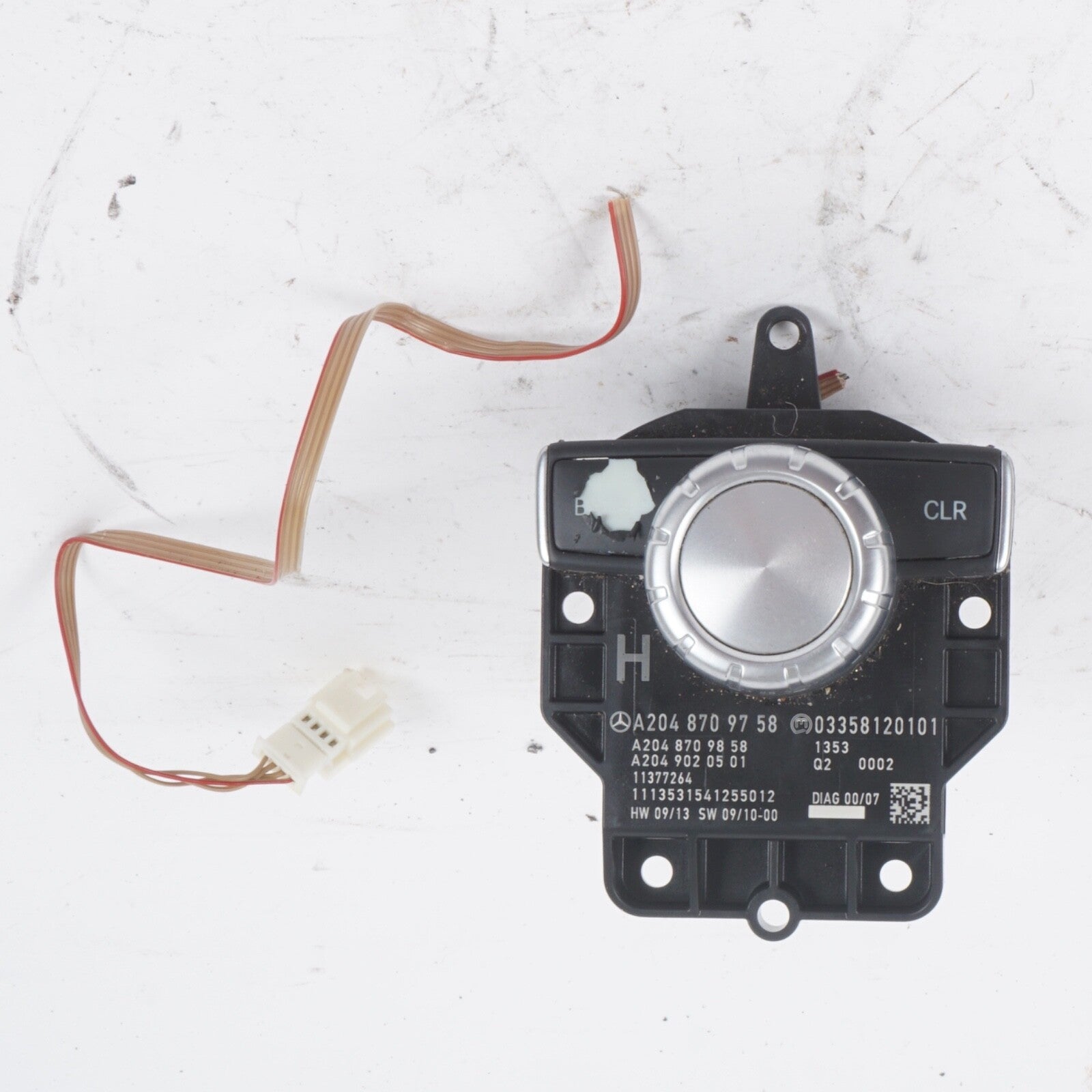 2012-2015 MERCEDES BENZ C250 C300 CENTER CONSOLE NAVIGATION CONTROL SWITCH
