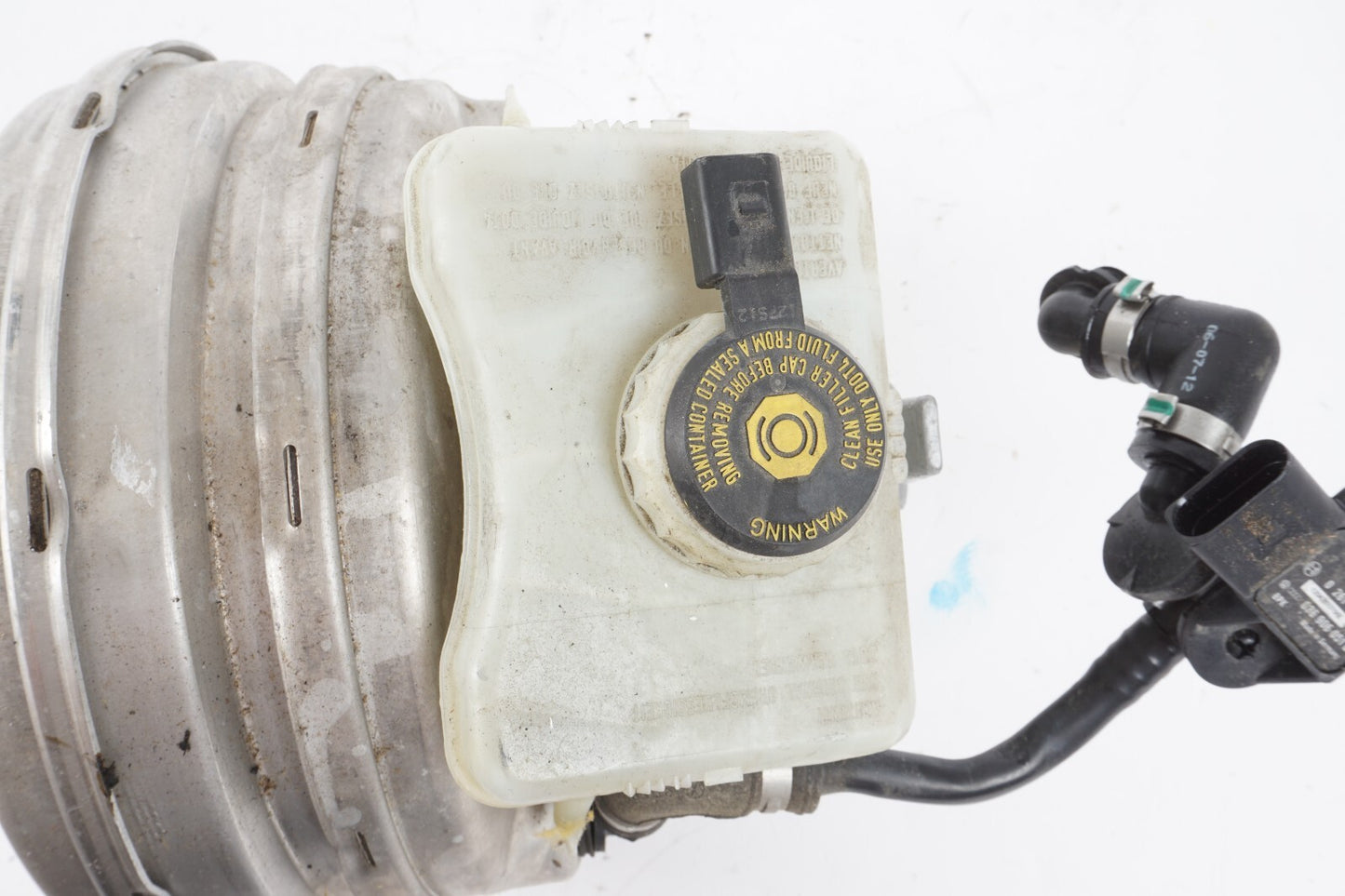 12-17 AUDI A8L A8 3.0L POWER BRAKE BOOSTER W/ MASTER CYLINDER OEM
