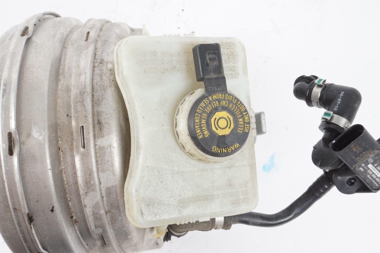 12-17 AUDI A8L A8 3.0L POWER BRAKE BOOSTER W/ MASTER CYLINDER OEM