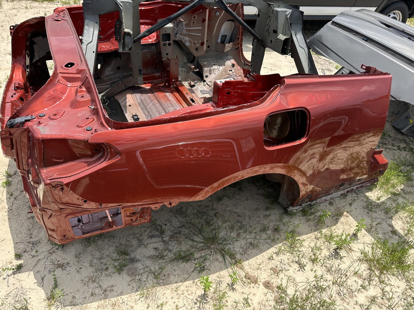 21-25 BMW G26 430I M440 CONVERTIBLE RIGHT Side Quarter Panel Frame Body