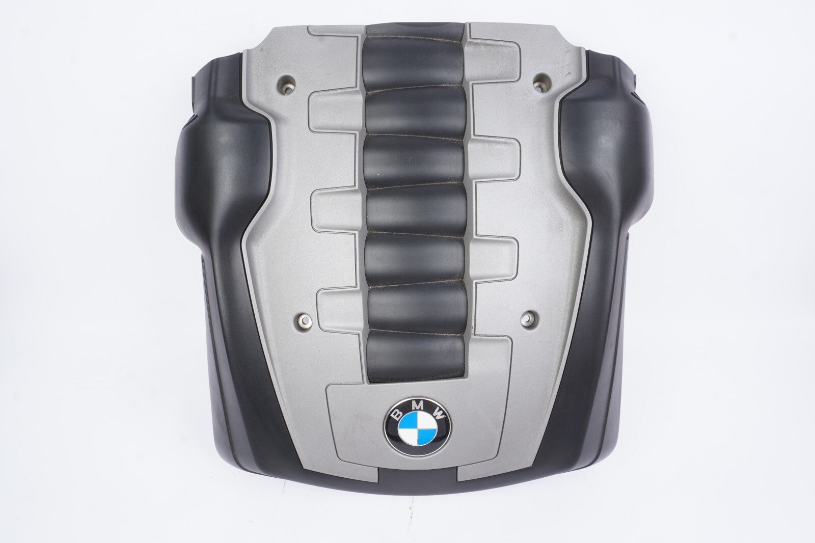06-10 BMW E64 650i 750i 550i 4.8l Engine Motor Plate Cover 11617535151 OEM