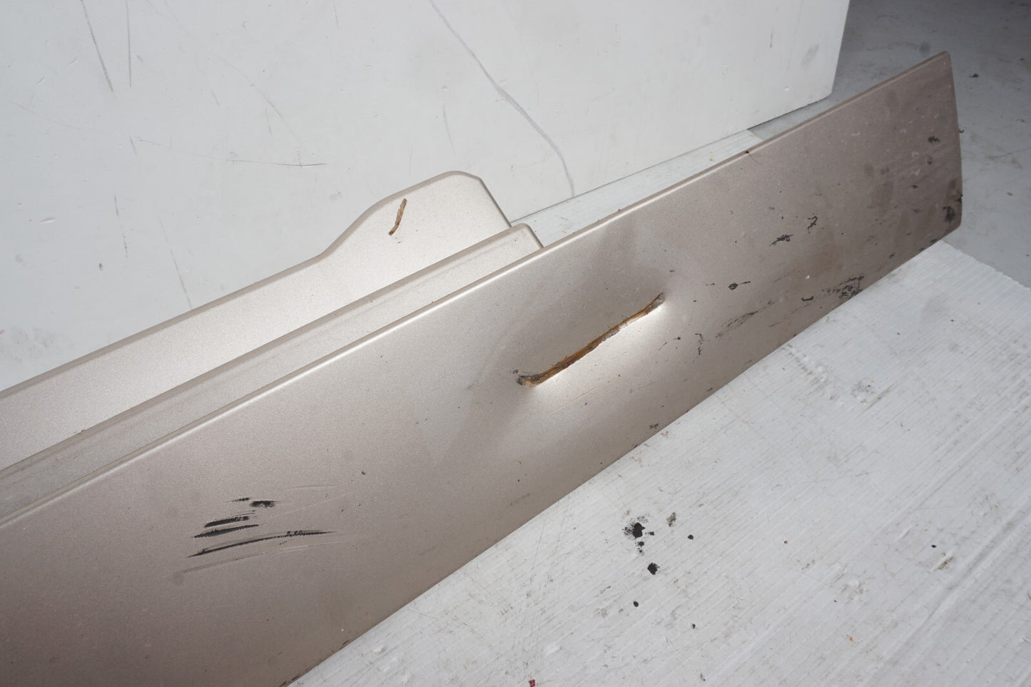 13-18 BMW 650i 640i Grand Coupe Right Passenger Side Rocker Panel Molding OEM