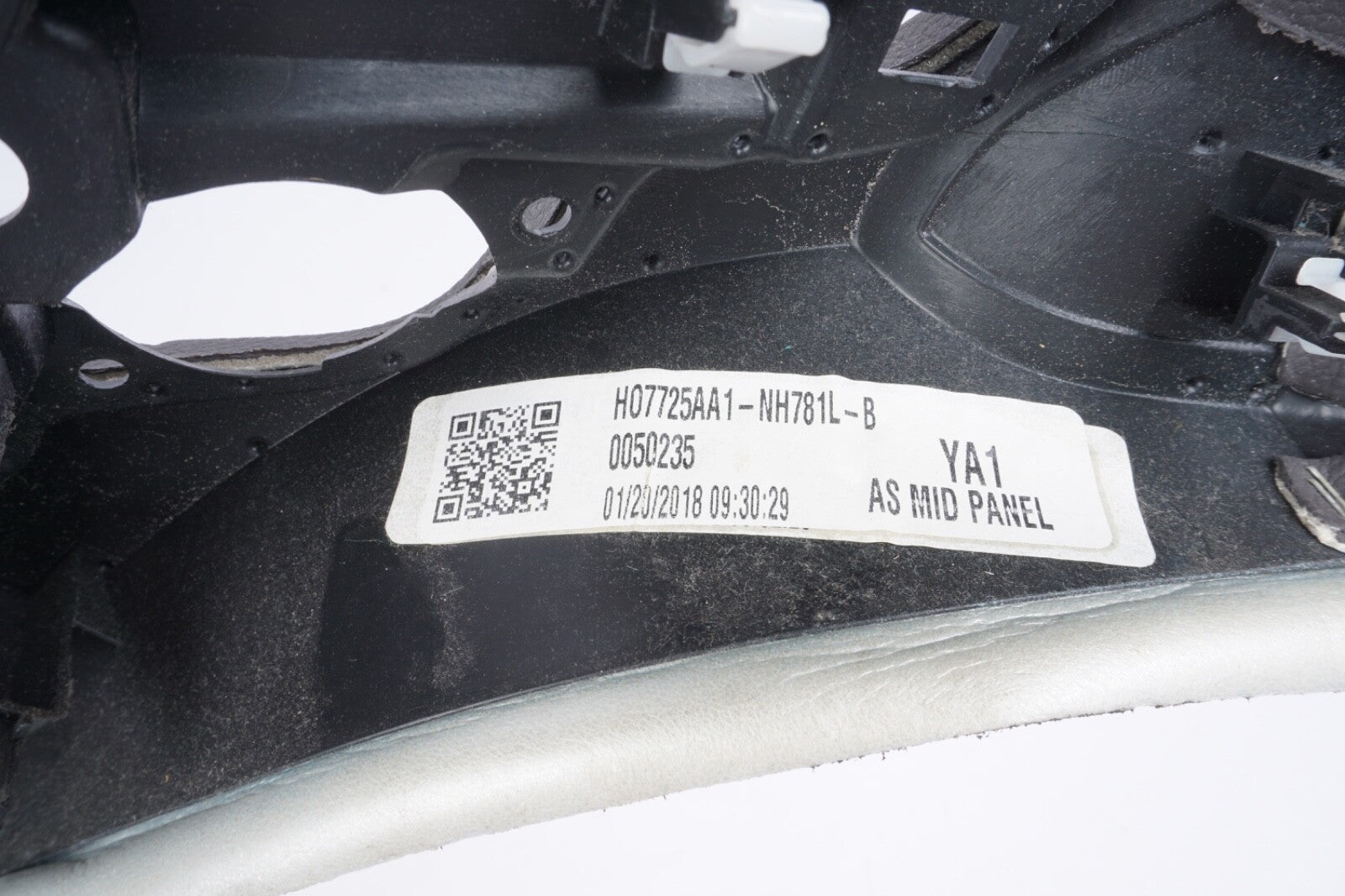 2018-2022 HONDA ODYSSEY DASH DASHBOARD INSTRUMENT PANEL BEZEL MOLDING COVER OEM.
