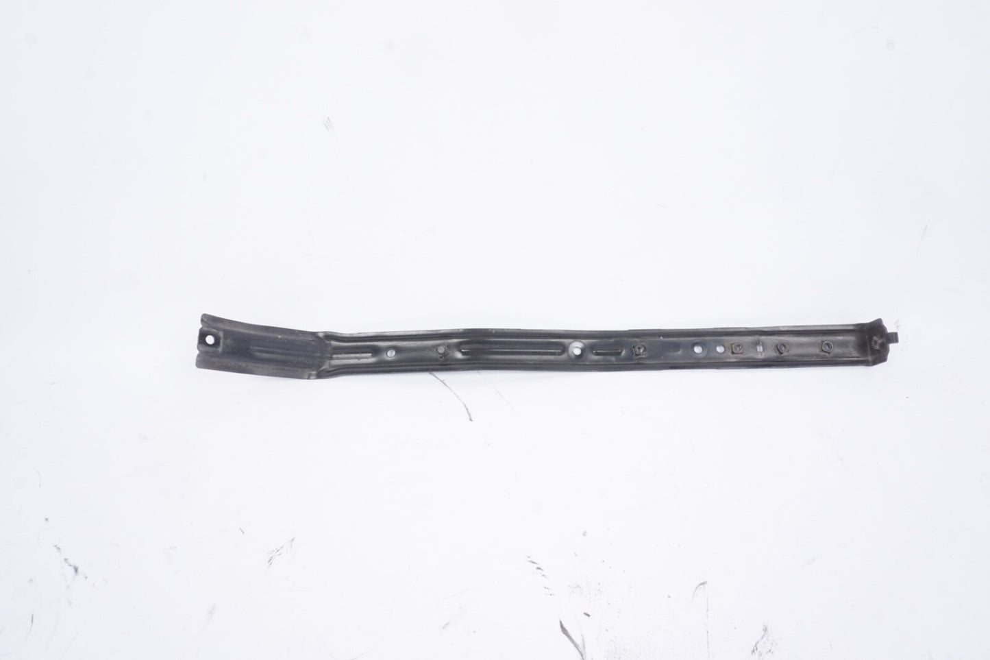 2018 - 2020 HONDA ODYSSEY FRONT RADIATOR CENTER MOUNT SUPPORT BRACKET OEM
