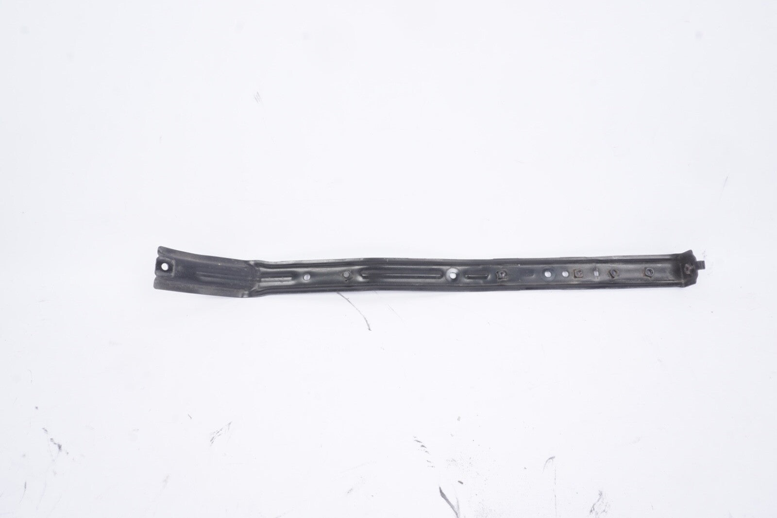 2018 - 2020 HONDA ODYSSEY FRONT RADIATOR CENTER MOUNT SUPPORT BRACKET OEM