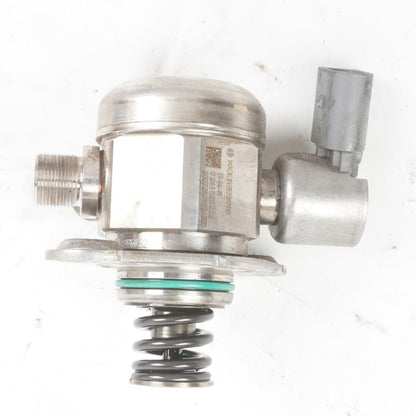 2011 - 2014 Mercedes W216 CL550 4.6L V8 AWD High Pressure Fuel Pump OEM