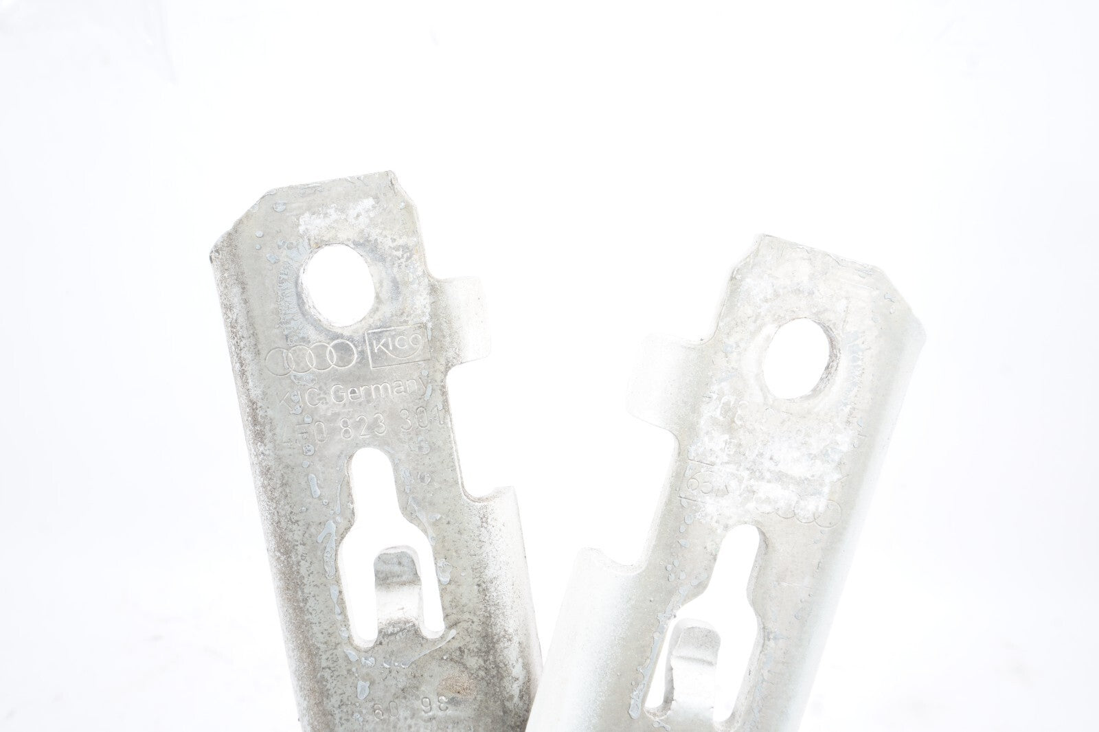 2005 - 2011 Audi A6 Hood Hinge Left & Right OEM