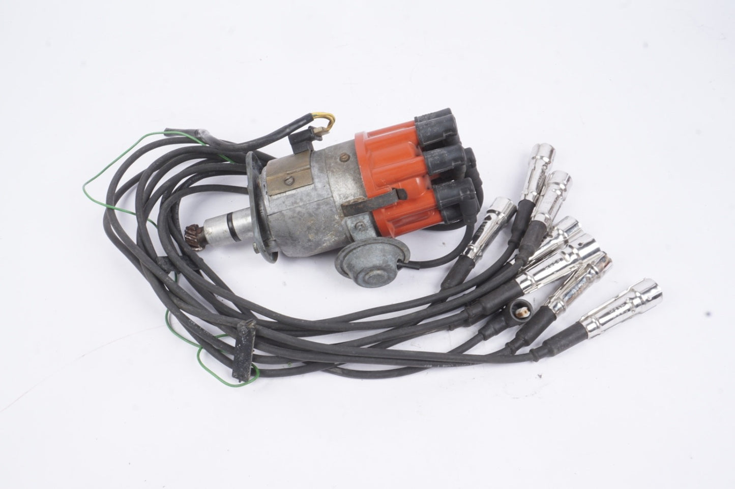 1972 Mercedes Benz R107 W116 BOSCH 450SL 450SEL  Points Distributor 0231401003