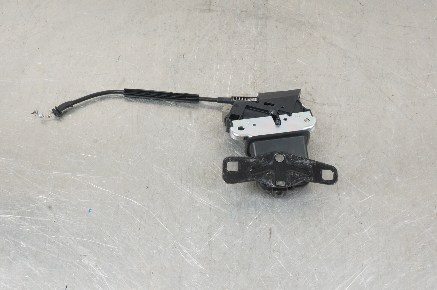 2005-2017 AUDI A4 A5 A6 A8 VW CC JETTA EOS  REAR TRUNK LID LOCK LATCH 4F5827505D