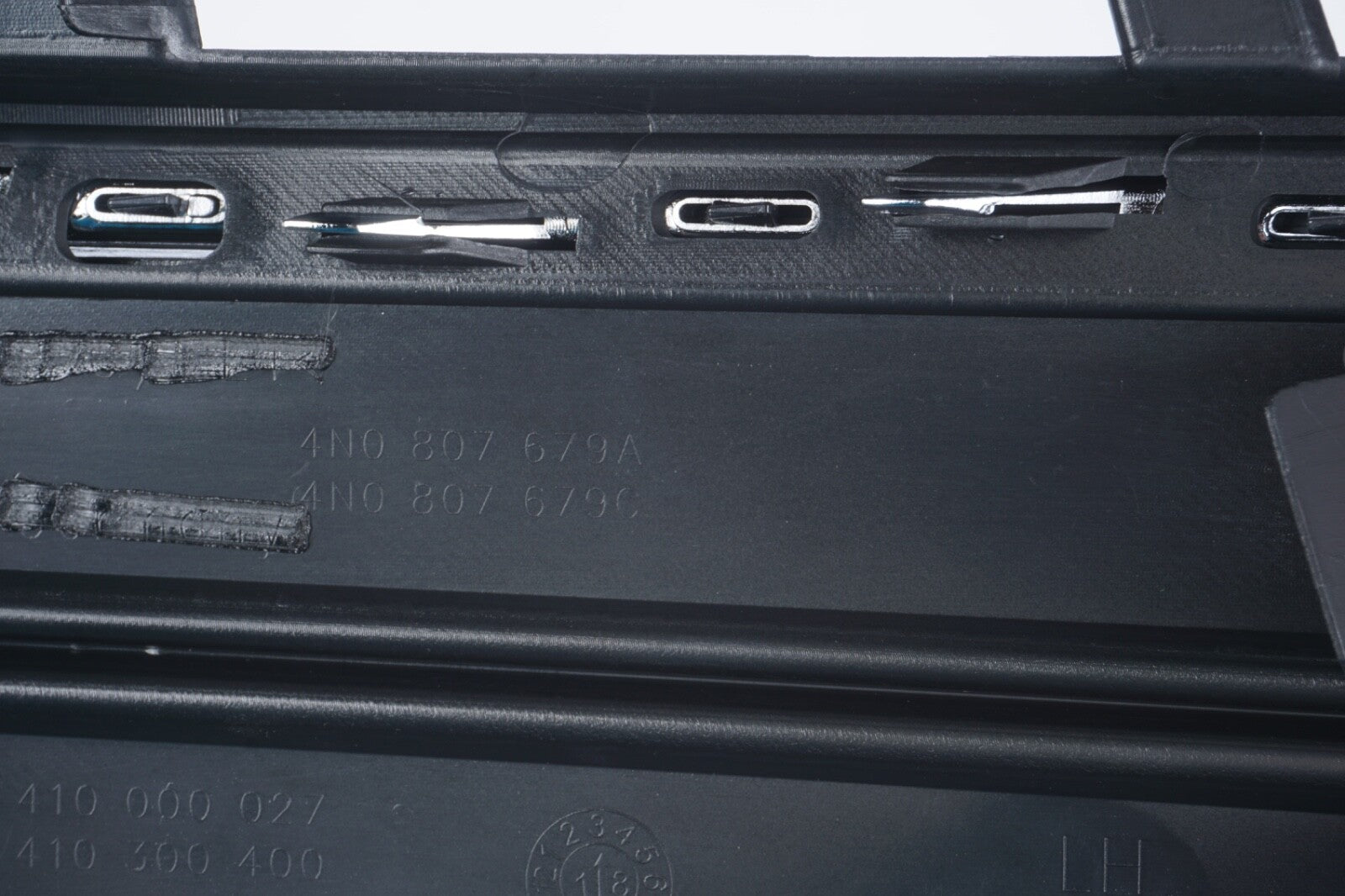 2019 Audi A8 Front Bumper Left Lower Outer Grill Grille 4N0807679