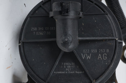 2010 - 2020 Bentley Mulsanne Secondary Air Pump Right Side