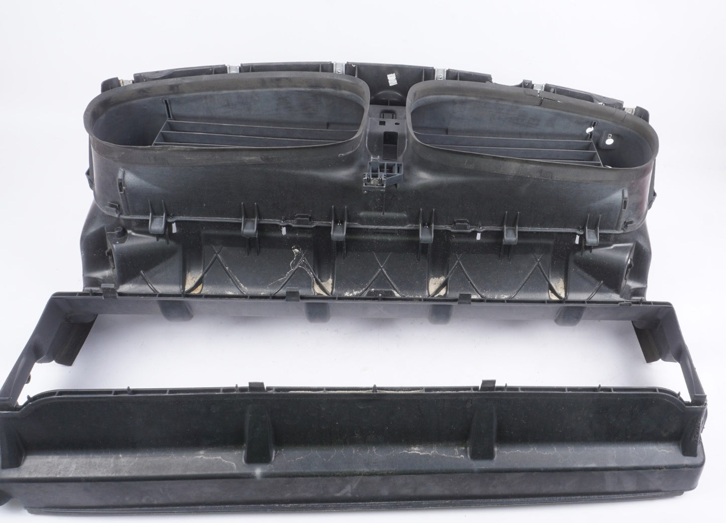 09-15 BMW 740i 750Li Front Radiator Air Duct Grille Grill Air Shutter 187798 Oem