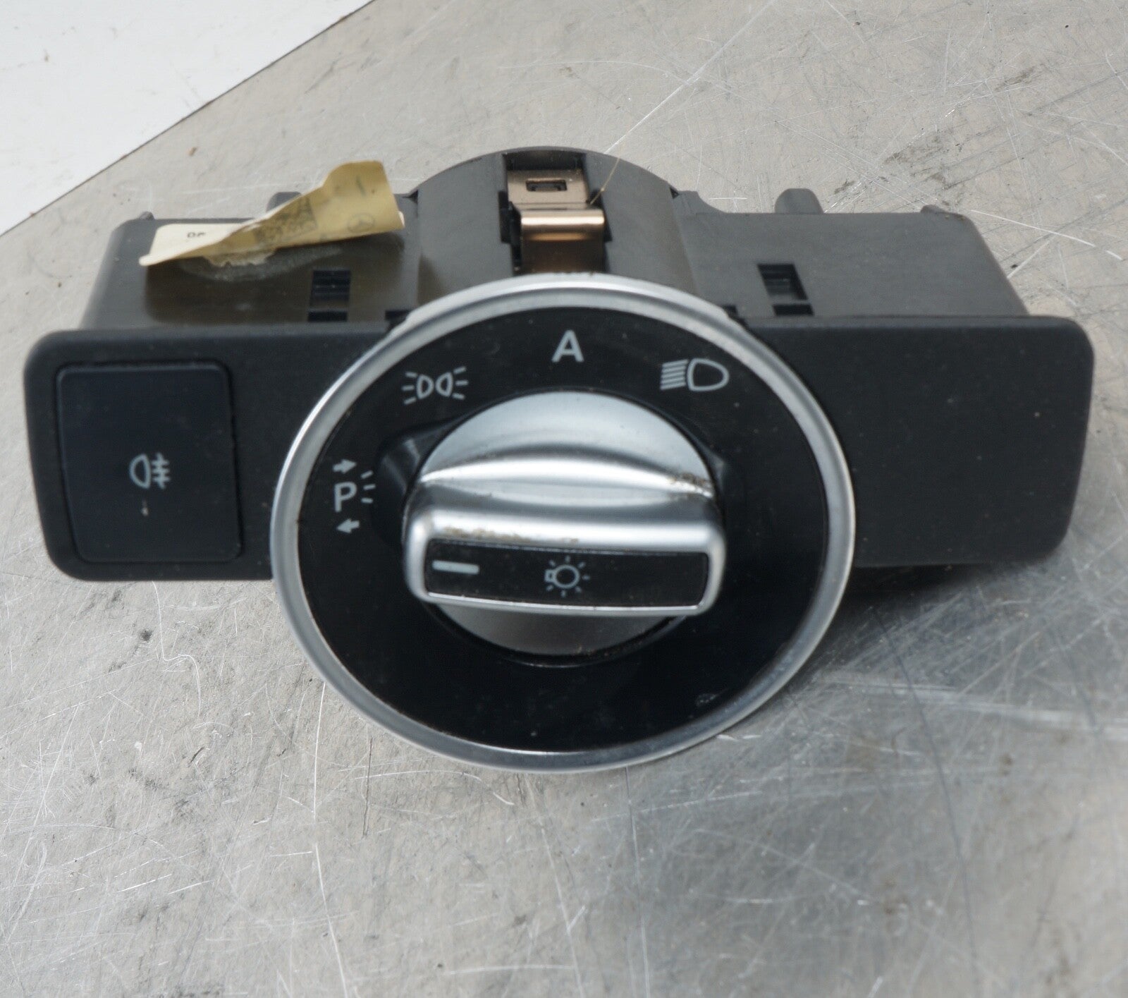 08-20 Mercedes W204 C250 C300 C350 Headlight Fog Light Switch Control Module OEM