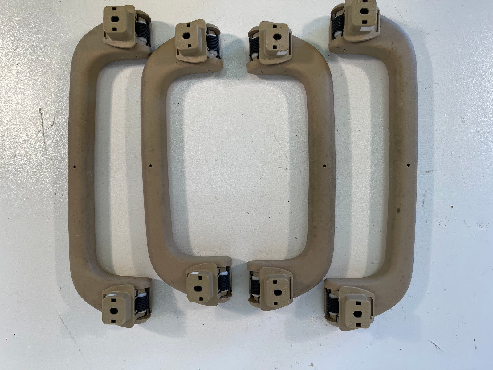 07-13 W221 MERCEDES BENZ S550 S600 S63 OVERHEAD ROOF GRAB HANDLE SET OF 4 OEM