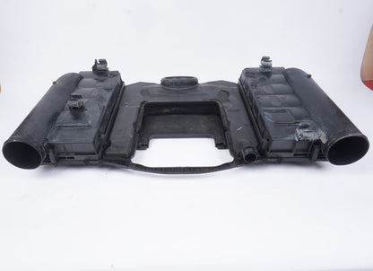 06-12 Mercedes X164 GL450 ML350 Engine Air Intake Cleaner Filter Box Cover OEM