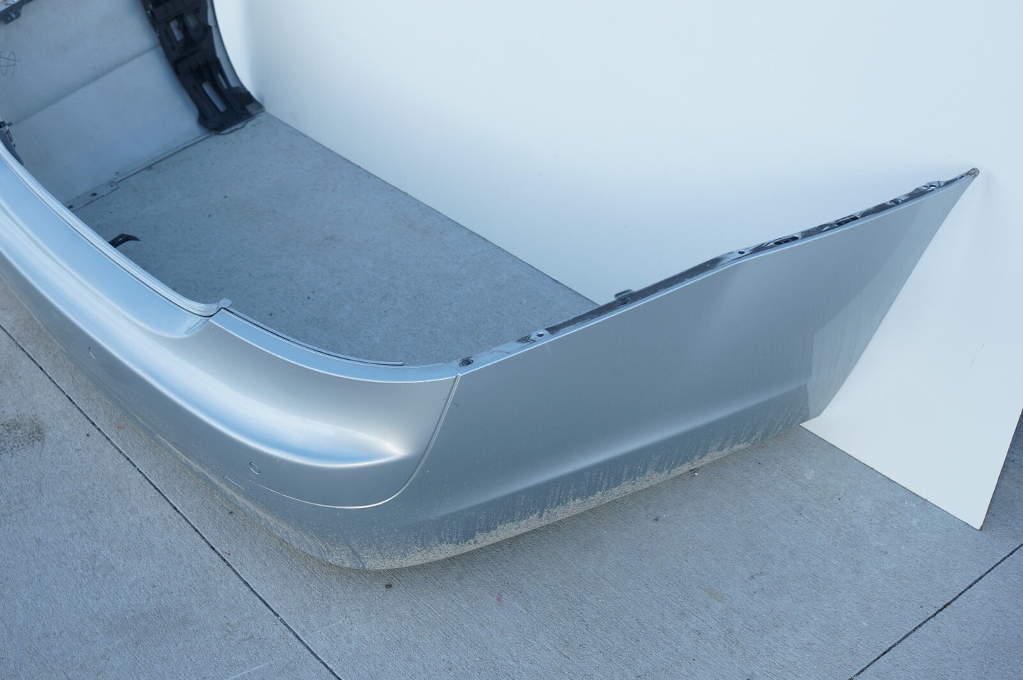 2007-2009 MERCEDES S550 W221 REAR BUMPER COVER W/ SENSORS OEM