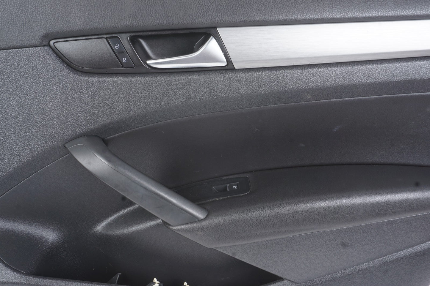2012-2019 Volkswagen Passat Front Right Passenger Door Panel Trim OEM