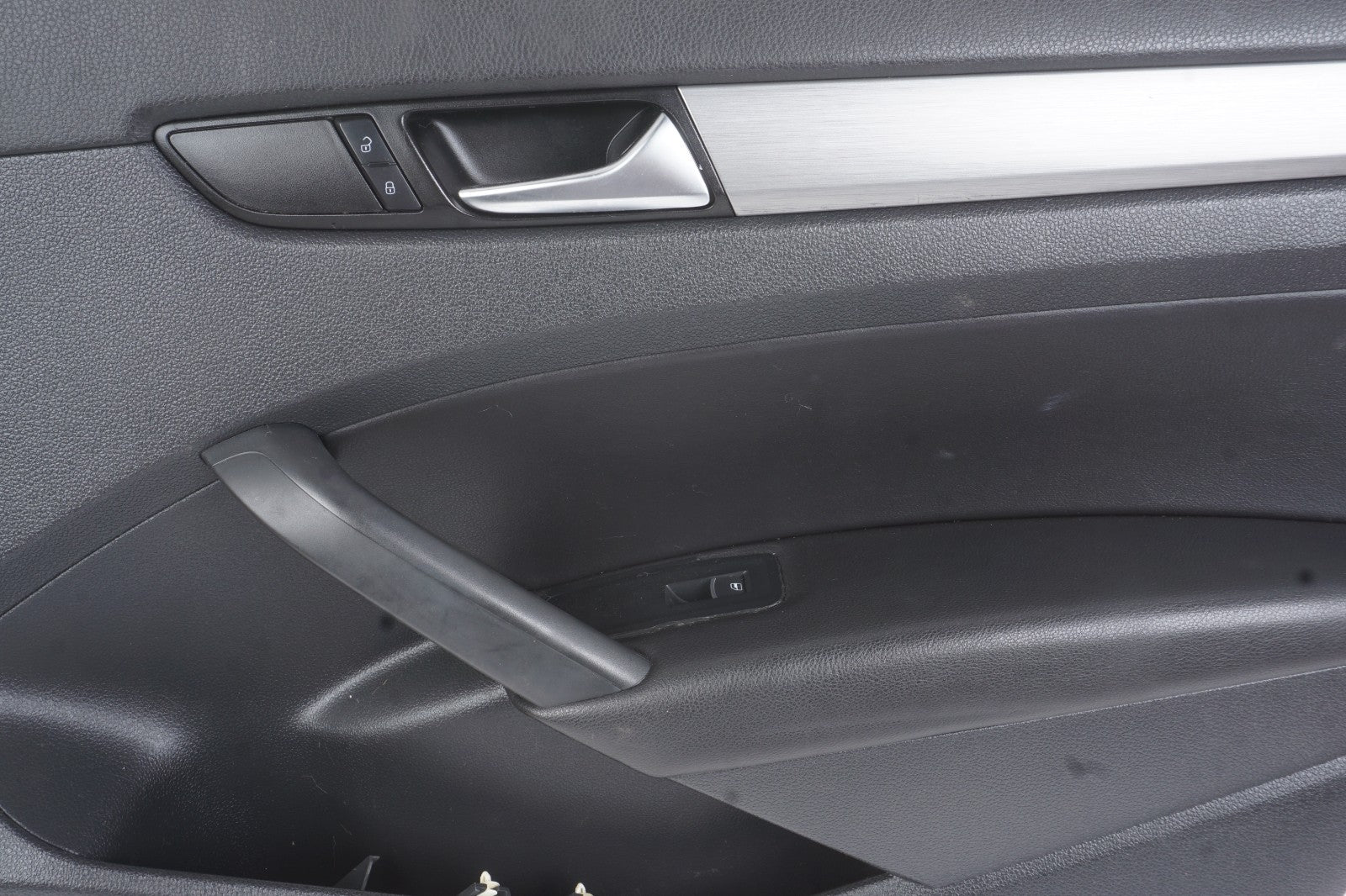 2012-2019 Volkswagen Passat Front Right Passenger Door Panel Trim OEM