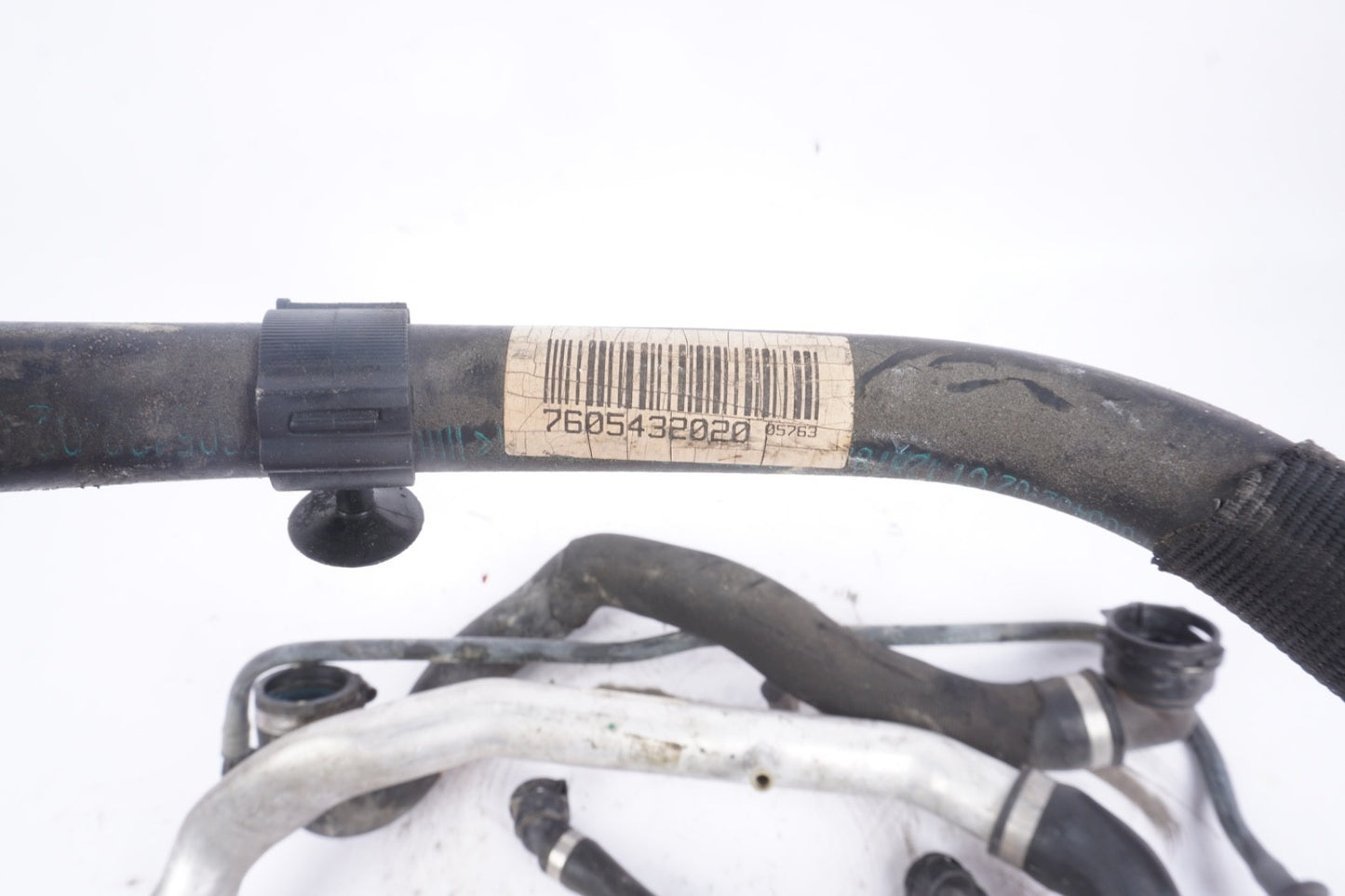2014-2018 BMW 640 ENGINE COOLANT WATER PUMP INLET TUBE HOSE PIPE OEM