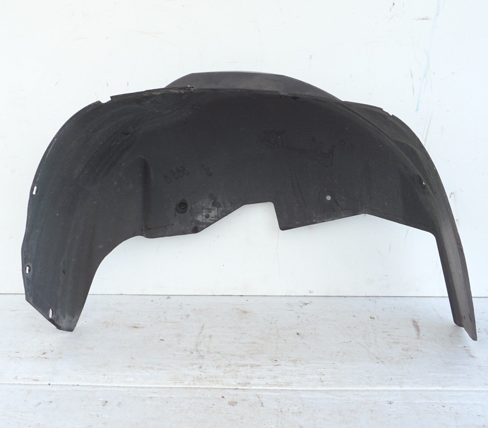 2007 - 2013 Chevy Suburban REAR FENDER LINER SPLASH LEFT DRIVER SIDE OEM