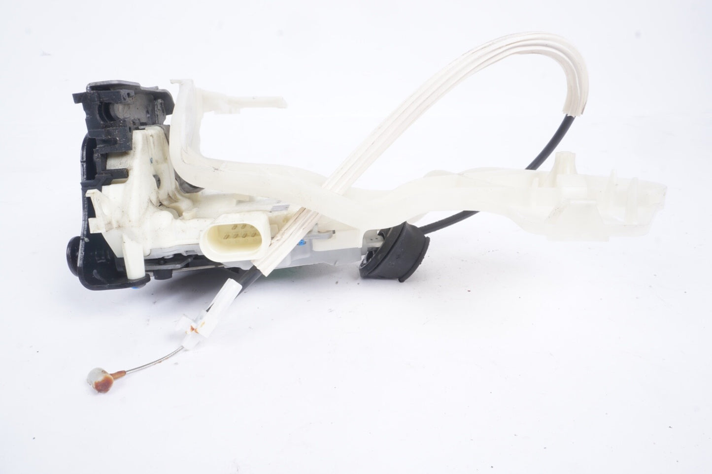 11-18 Porsche Cayenne 958 Front Right Passenger Door Lock Latch Actuator OEM