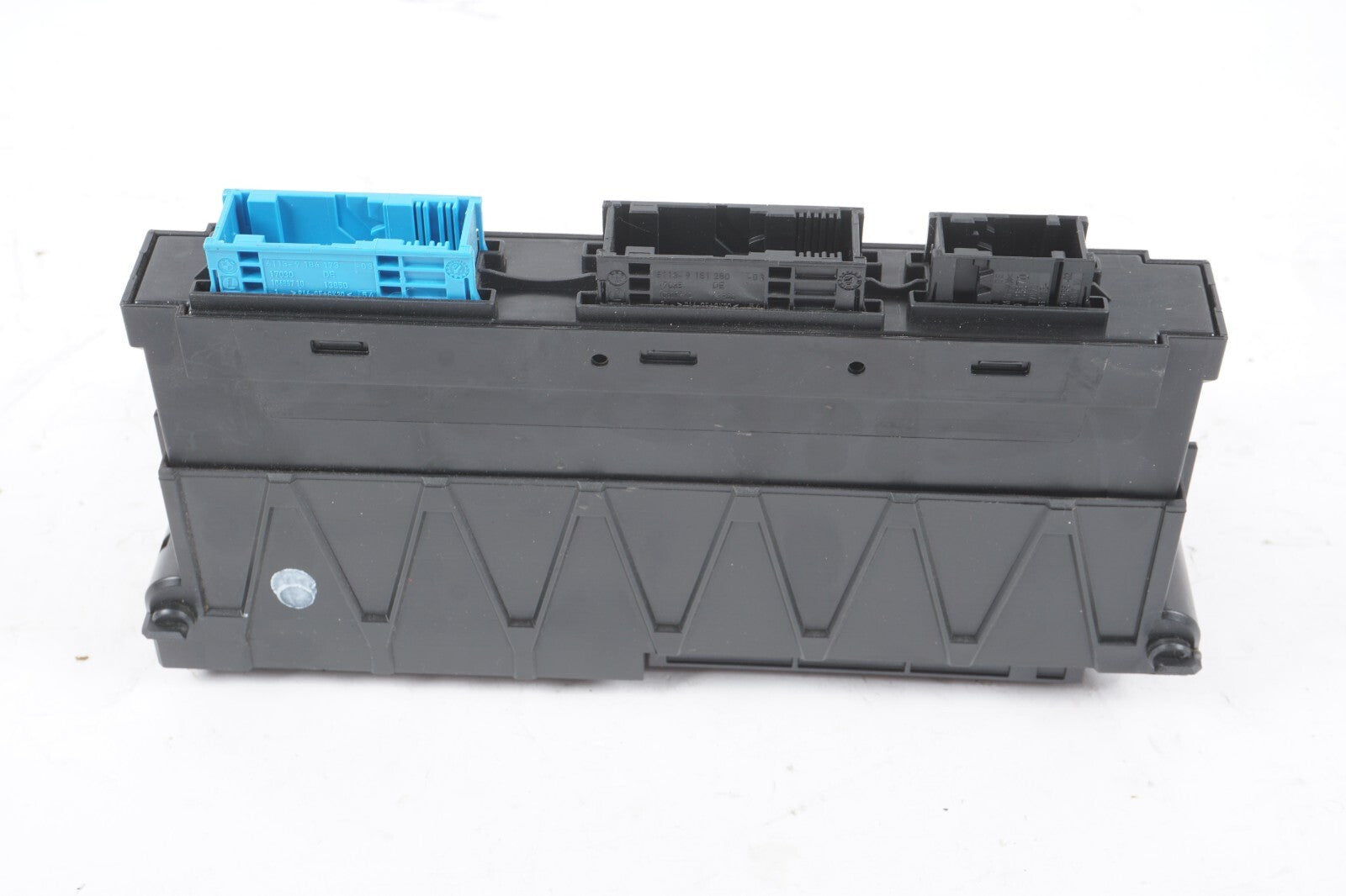 2010 - 2017 BMW 550I GT F07 POWER DISTRIBUTION FUSE BOX RELAY 9234421-01 OEM