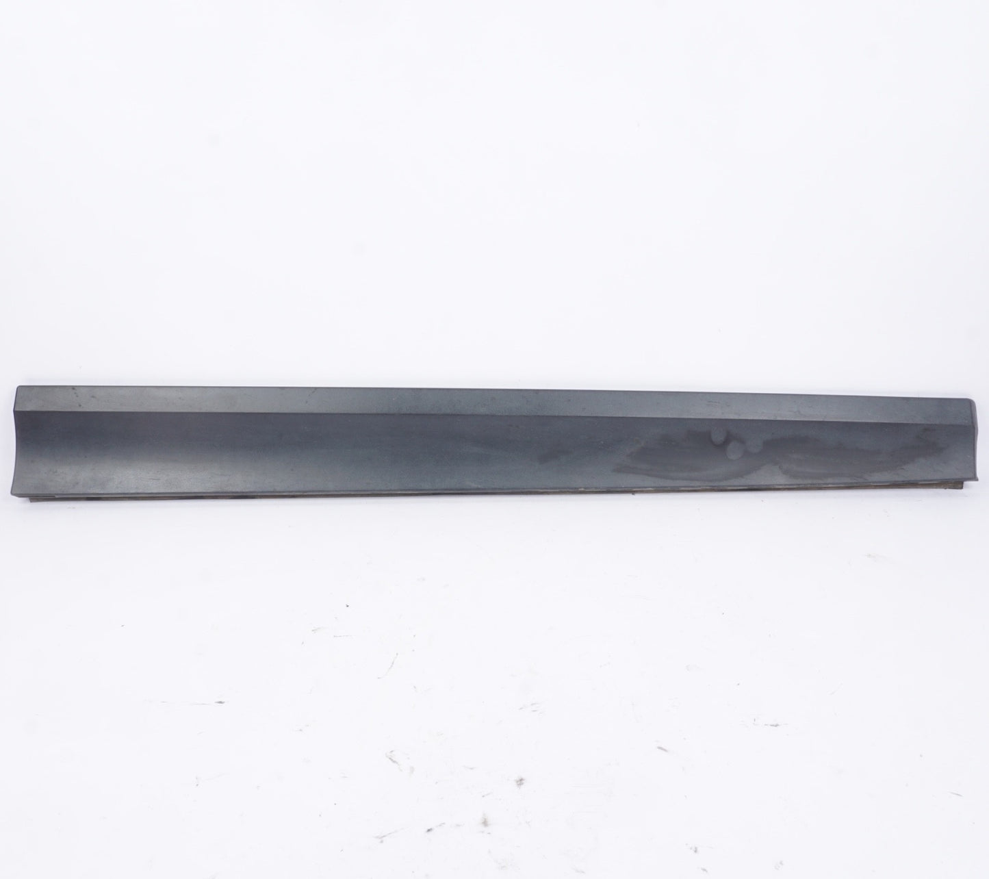 11-18 BMW X3 X4 (F25 26) FRONT RIGHT LOWER DOOR MOULDING TRIM (w/o M or X-LINE)
