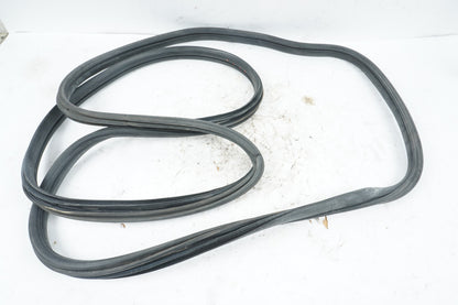 11 - 17 HONDA ODYSSEY REAR RIGHT PASS SIDE DOOR ON BODY WEATHERSTRIP SEAL  OEM