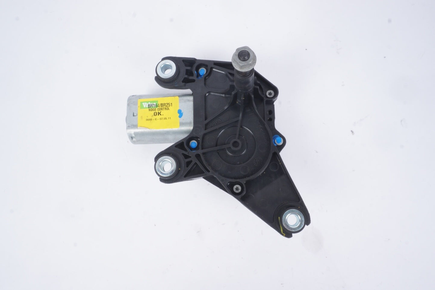 06-19 Mercedes W166 ML350 GL450 R350 Rear Glass Windshield Wiper Motor OEM
