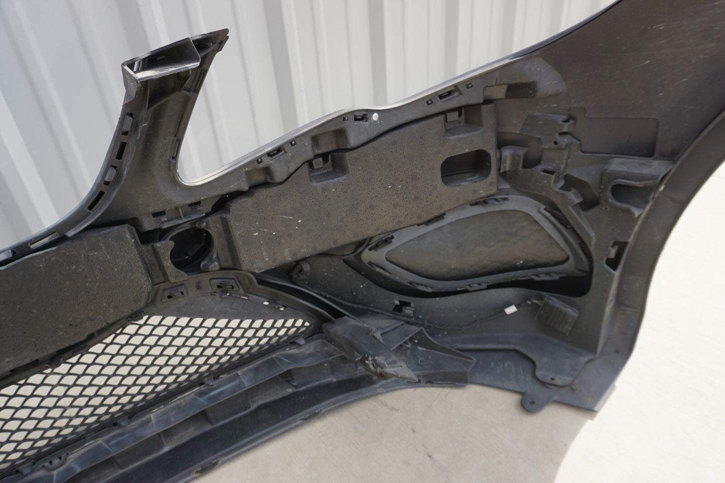 14 - 17 Mercedes W207 E350 E550 E400 Front Bumper Cover  OEM