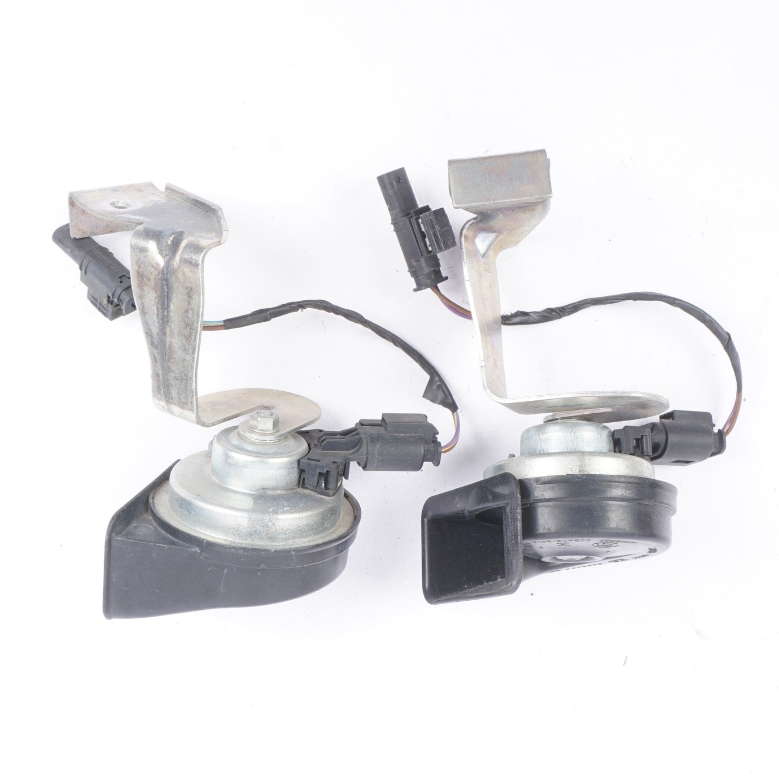 2018-2023 BMW X2 F39 - HORN SET PAIR LOW AND HIGH