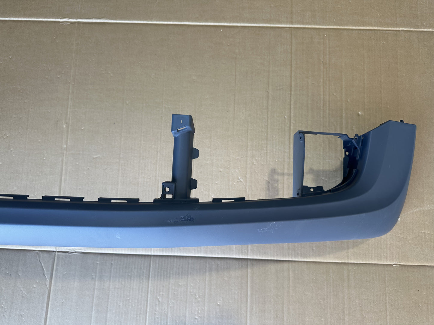 2011 - 2016 FRONT BUMPER FOR BENTLEY MULSANNE  3Y0807821P