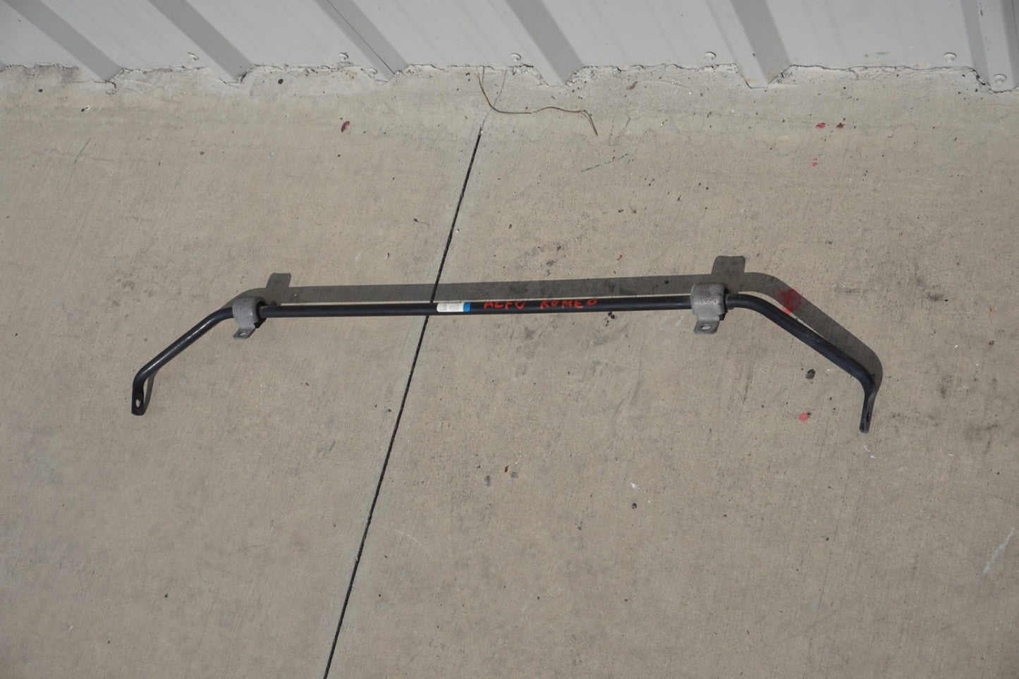 2018 - 2025 ALFA ROMEO STELVIO REAR STABILIZER SWAY BAR W/ LINK OEM 00505417820