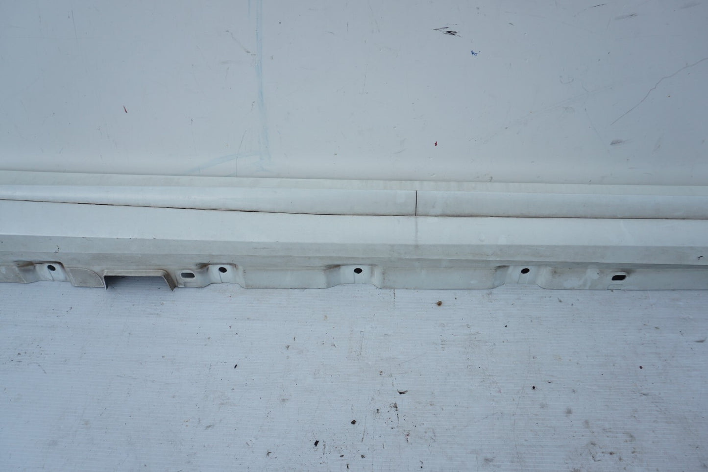 14 - 17 Mercedes S550 W222 Right Passenger Side Rocker Panel Skirt Molding OEM