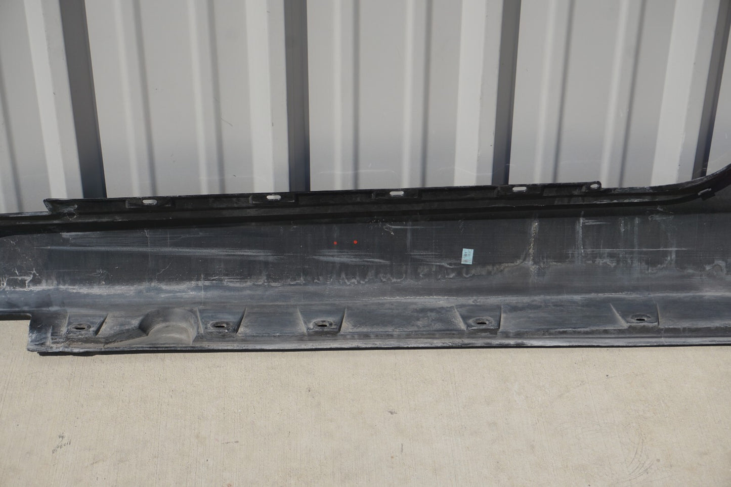 2004 - 2007  BMW 650i E63 E64 Rocker Panel Skirt Molding Right Passenger OEM