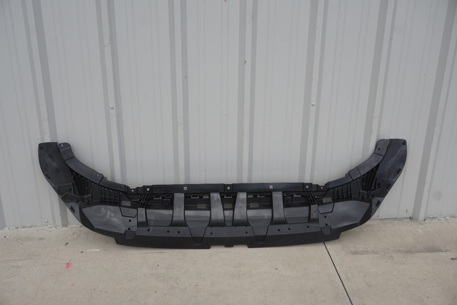 Front Bumper cover lower splash shield undercover for 2019-21 SQ8 Q8 S-line