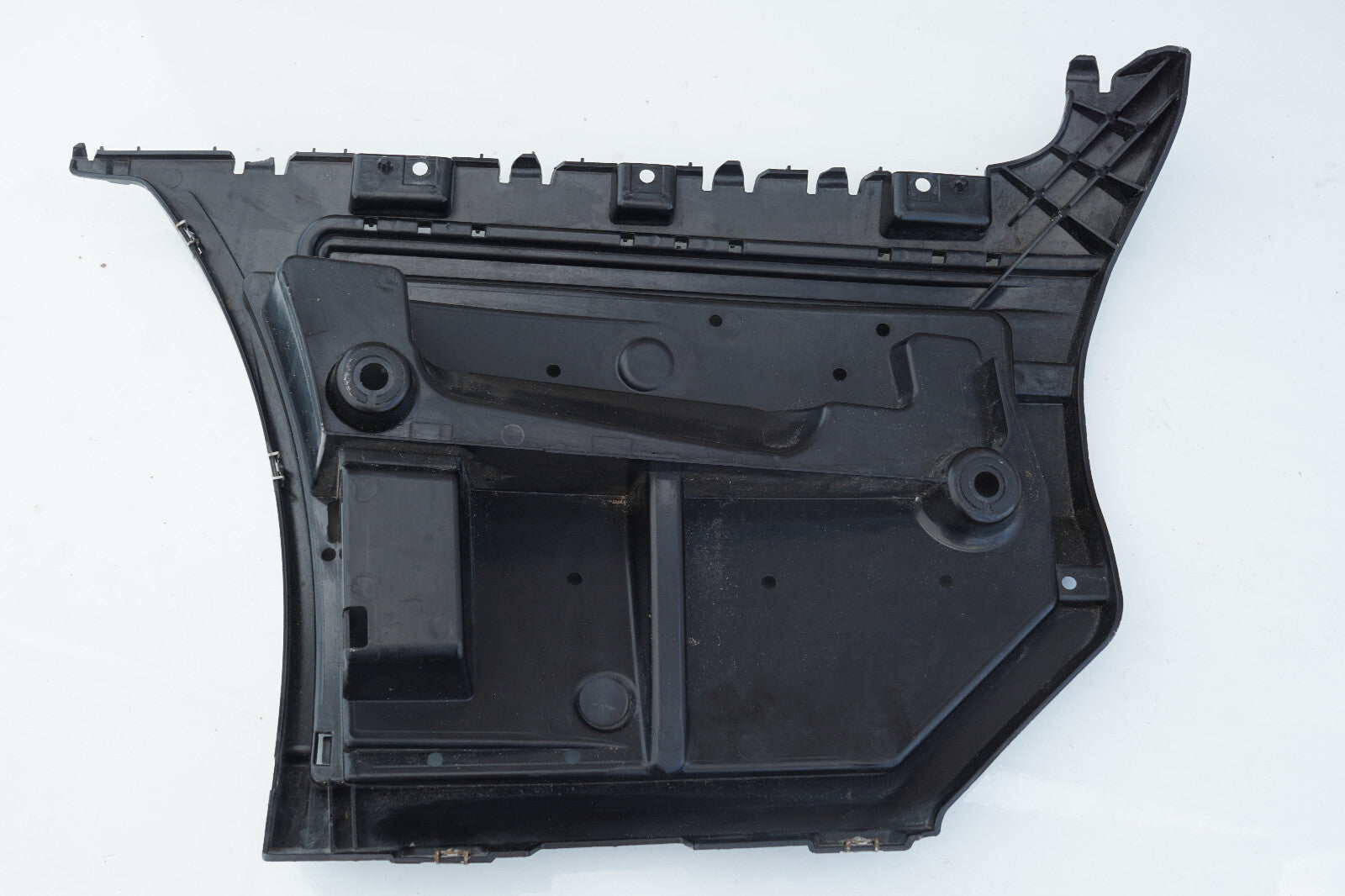 07 - 13 BMW 335i 328i E93 REAR BUMPER BRAKET GUIDE SUPPORT RIGHT PASS SIDE OEM