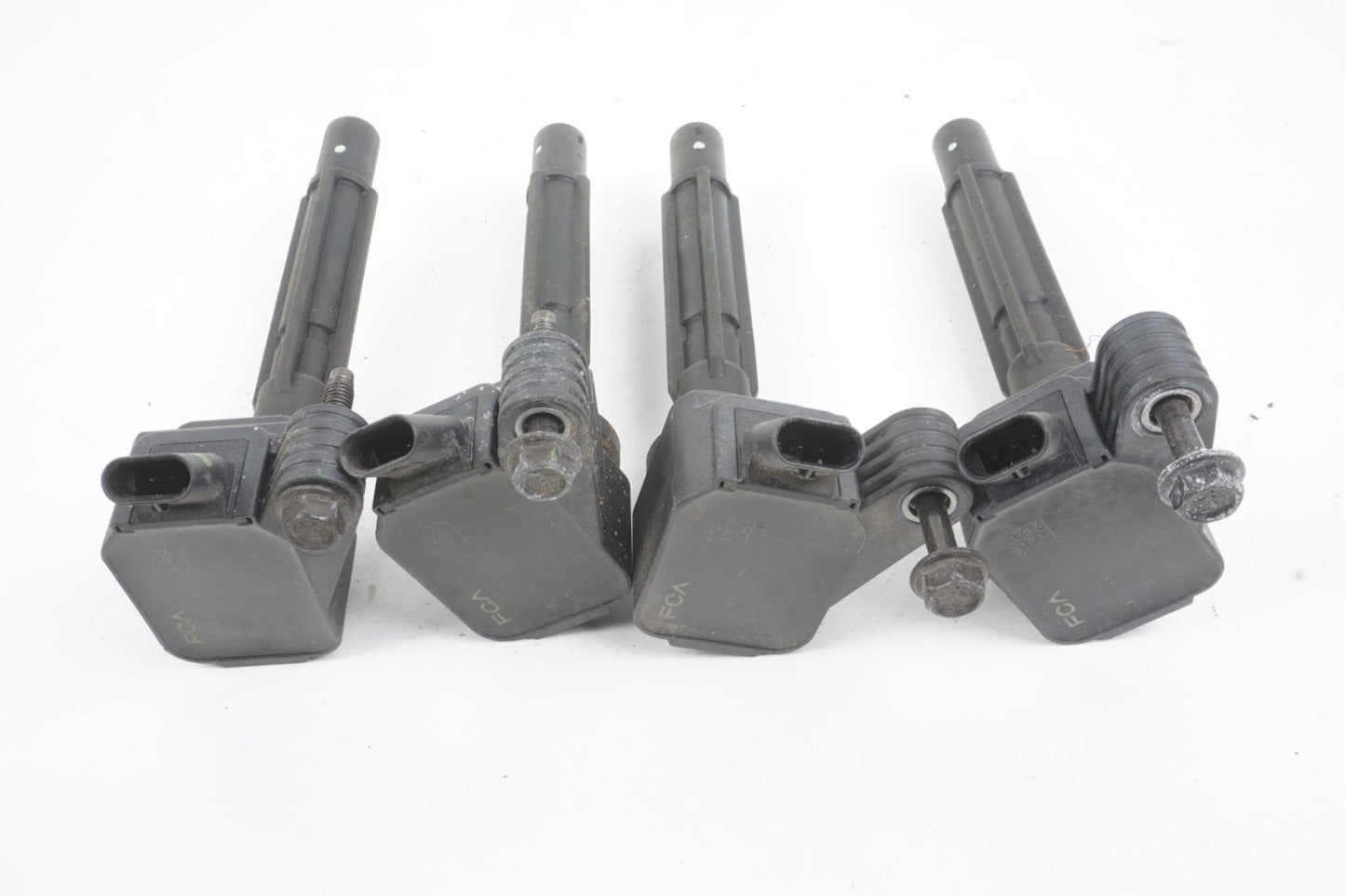 2017 - 2023 Alfa Romeo Giulia Stelvio 2.0L Ignition Coil Spark Plug Set Of 4 Oem