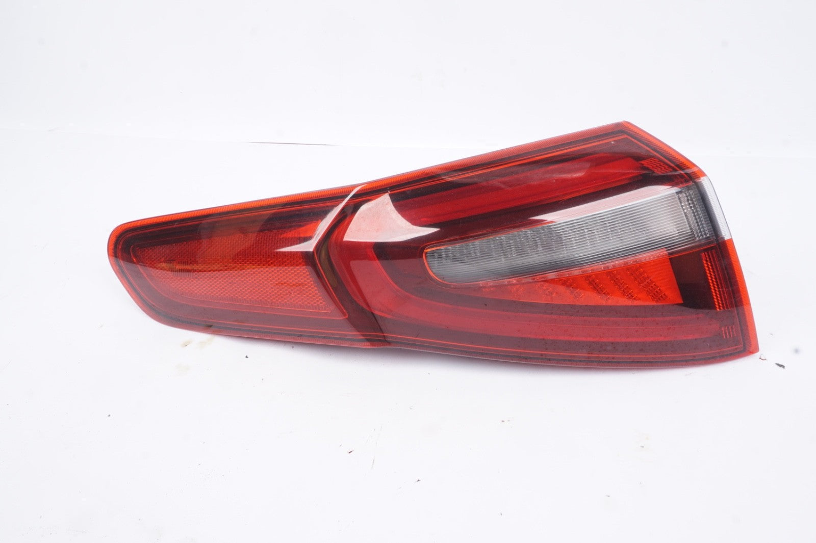 2018 - 2023 ALFA ROMEO STELVIO LH DRIVER LED TAIL LIGHT OEM 20801999