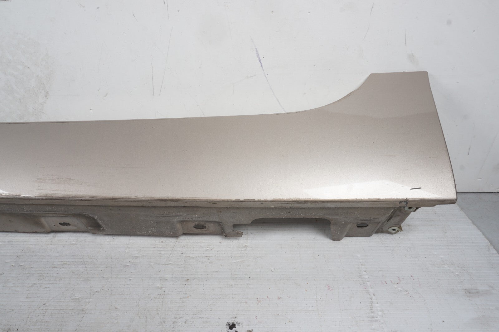13-18 BMW 650i 640i Grand Coupe Left Driver Side Rocker Panel Molding OEM